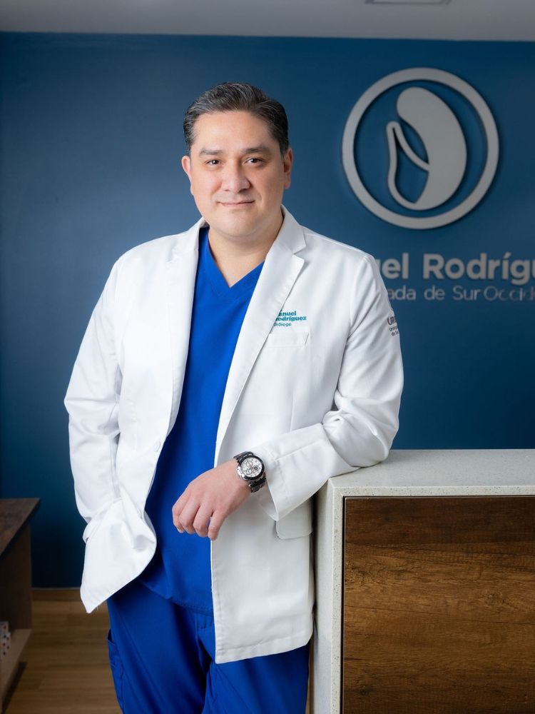 Dr. Manuel Rodríguez — Fundador UROSUR