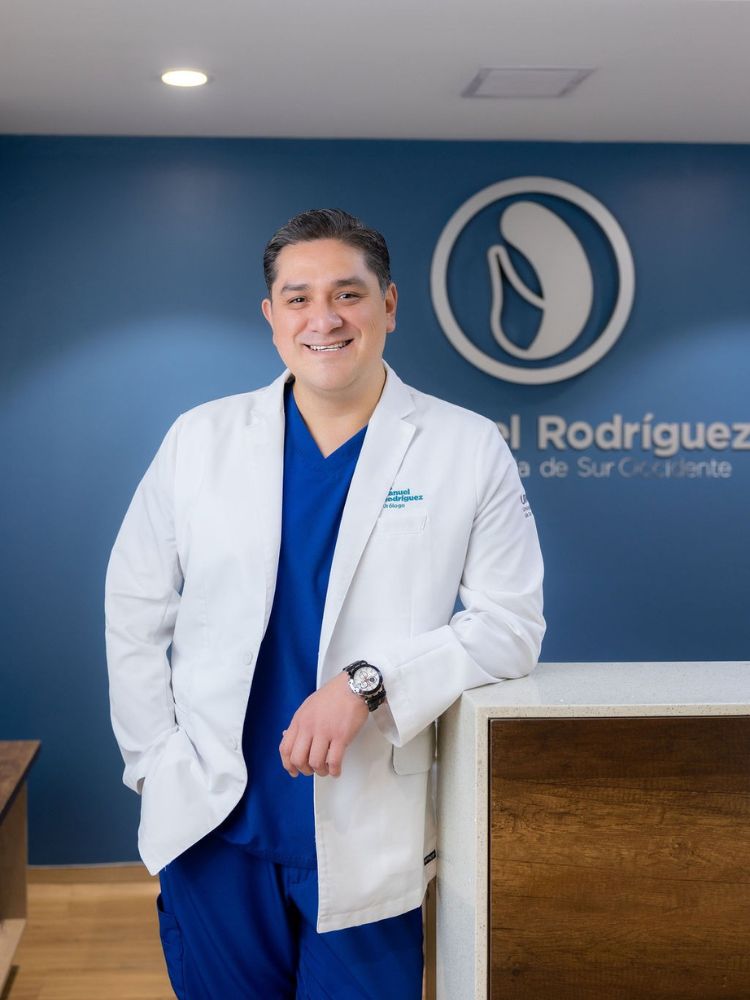 Dr. Manuel Rodríguez — Fundador UROSUR